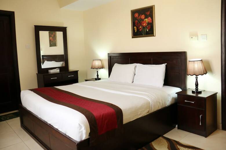 Apartamentos Paradise Inn 1 Tabasum Group