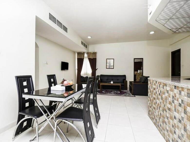 Apartamentos Paradise Inn 1 Tabasum Group