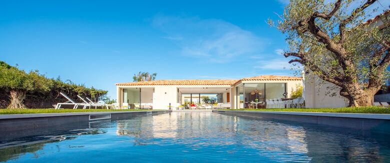 Villa Ophelia By The Pearls Collection