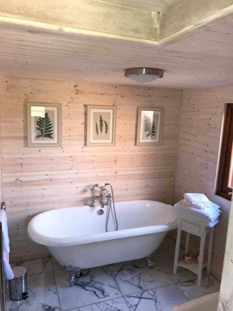 Residencia Shepherd's Hut - Walled Gardens, Llandenny