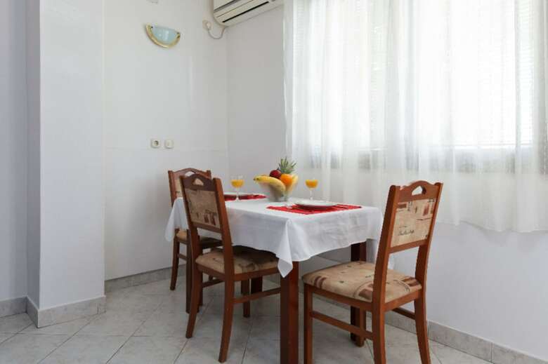 Tihi Val Apartments