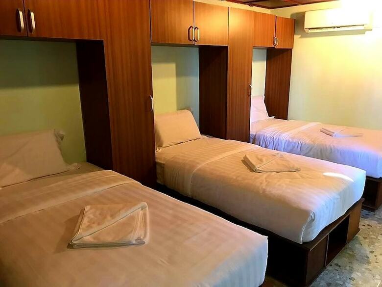 Hotel Dedsaan Beach Village