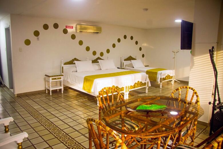 Hotel Mall Santana Del Rio