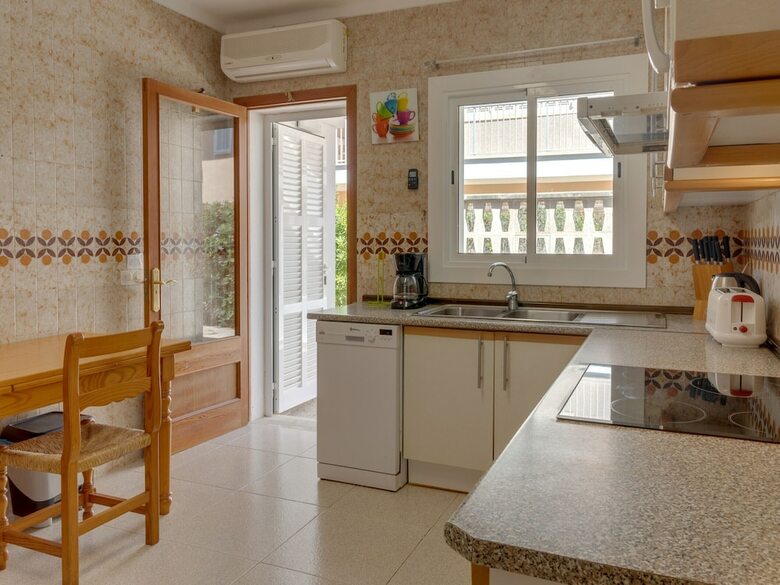 Villa Sea Front Alcudia - Villa Garballo