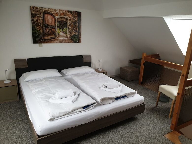Hotel Pension Zum Adler