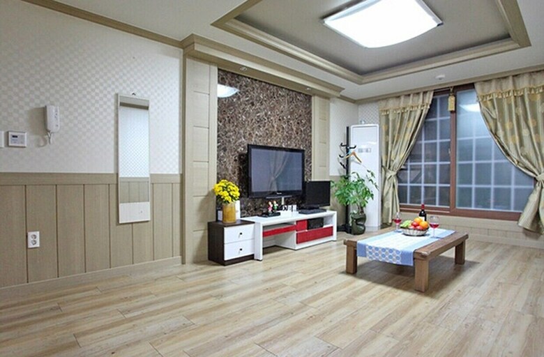 Tongyeong Sea Love Pension