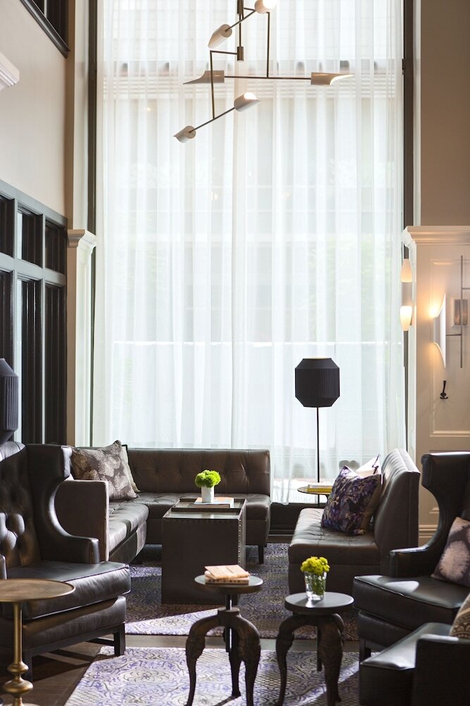 Staypineapple, An Iconic Hotel, The Loop Chicago