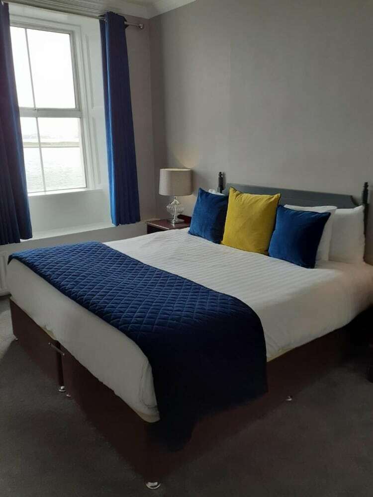 Hotel Commodore