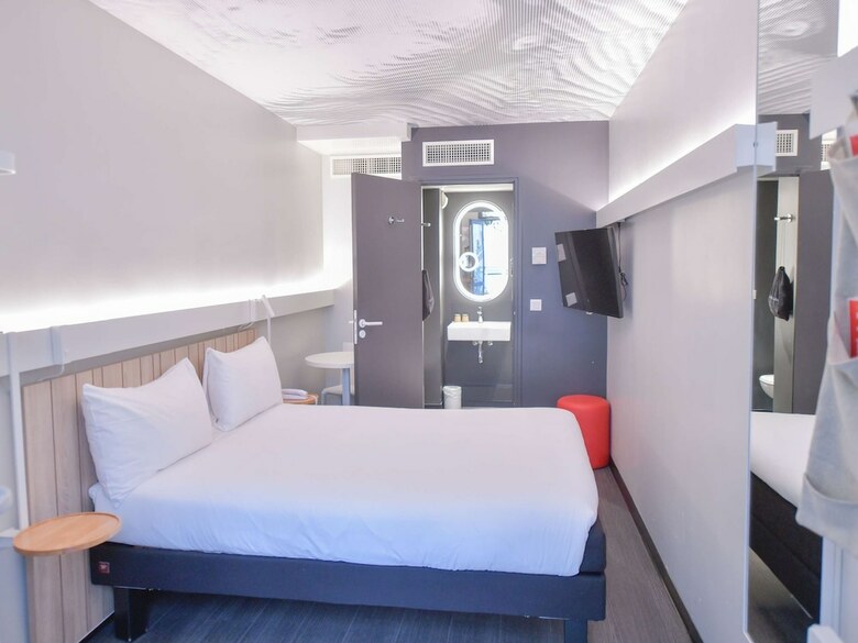 Hotel Ibis Paris Opera La Fayette