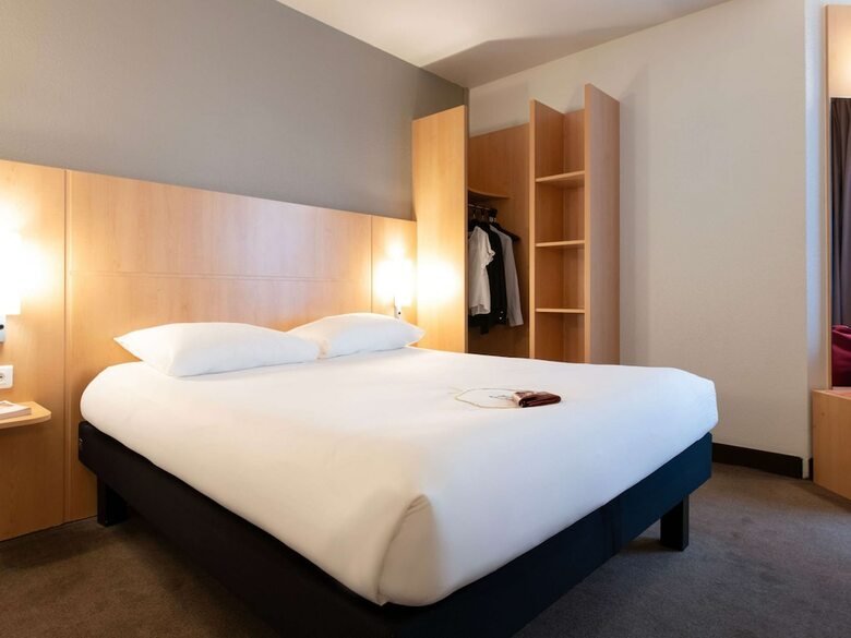 Hotel Ibis Paris Opera La Fayette