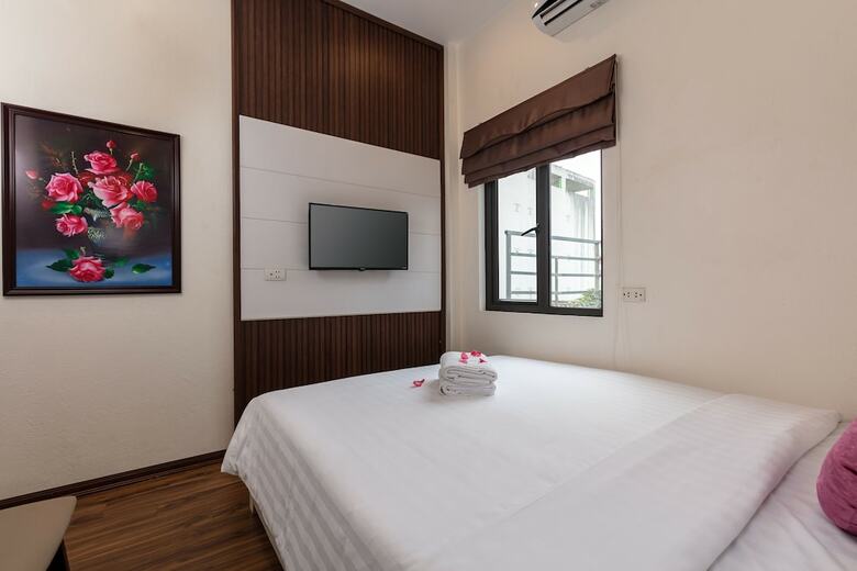 Royal Airport Hotel - Convenient & Friendly