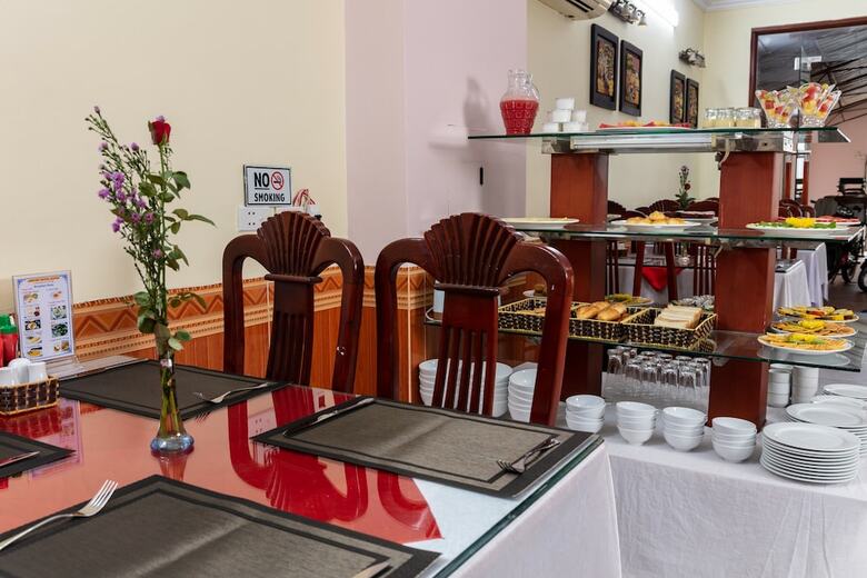 Royal Airport Hotel - Convenient & Friendly