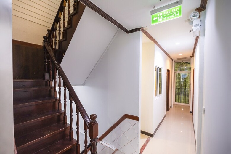 Hotel Oyo 455 Siam Best 2