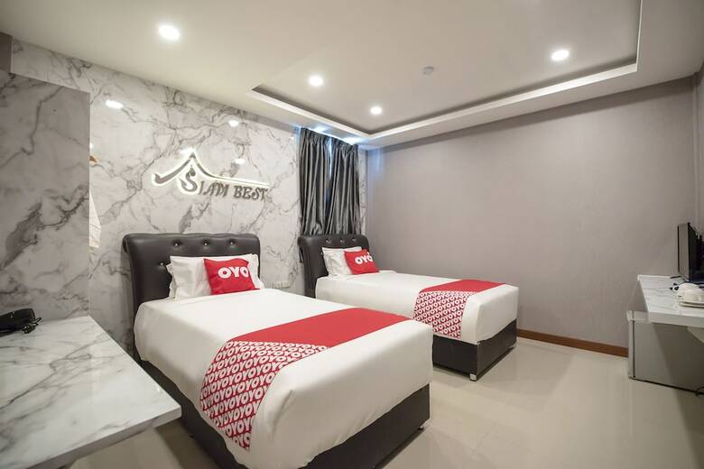 Hotel Oyo 455 Siam Best 2