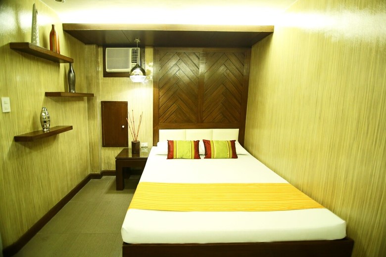 Hotel 2016 Manila