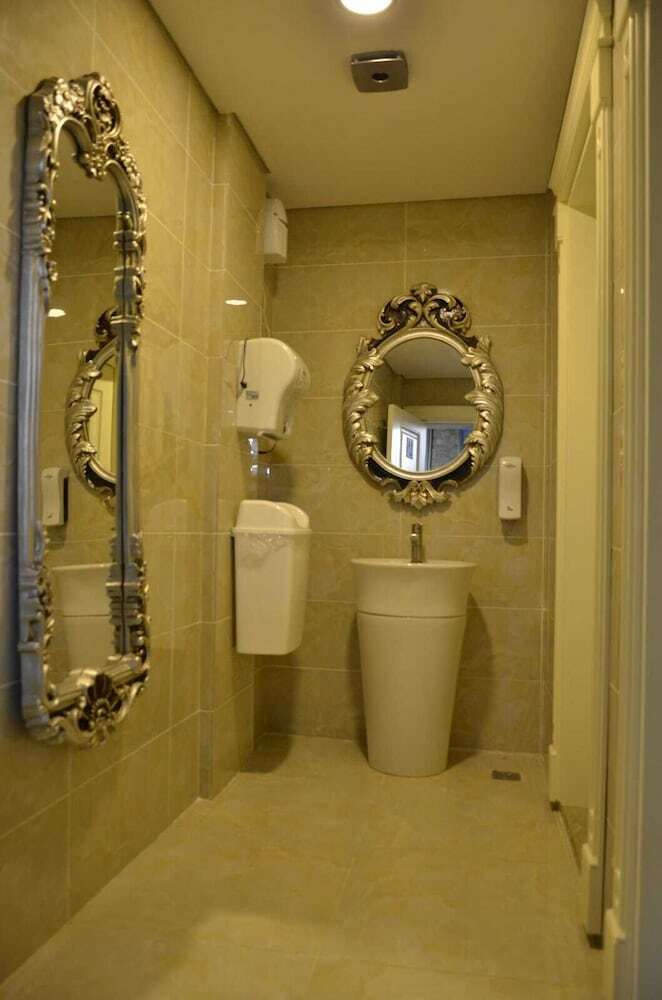 Gens Boutique Hotel