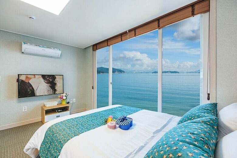 Pension Geoje Beach House