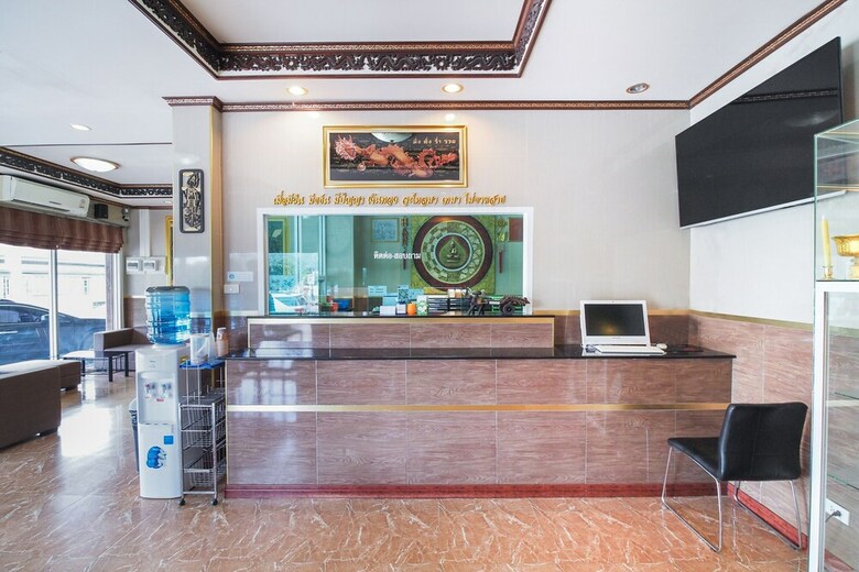 Hotel Oyo 836 Pk Residence