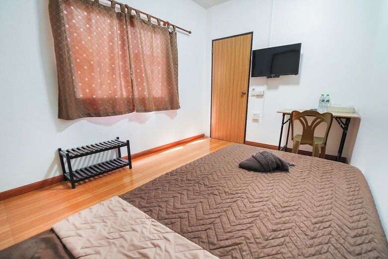 Hotel Oyo 836 Pk Residence