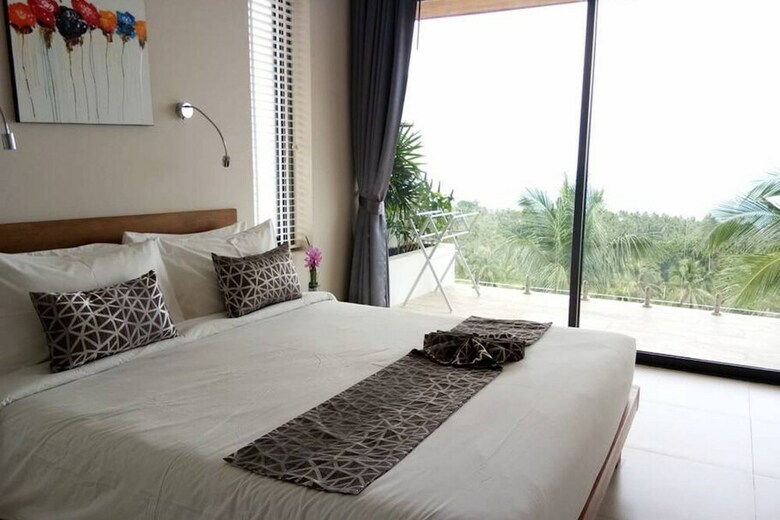 18 Bedroom Luxury Sea View Villas