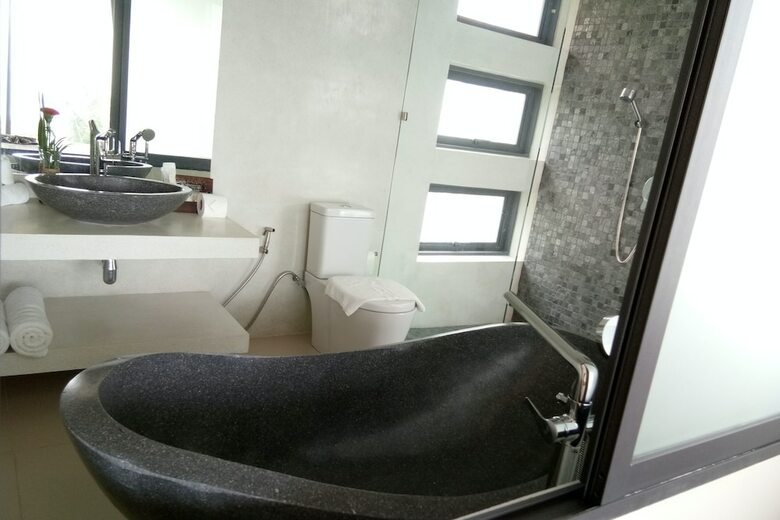 18 Bedroom Luxury Sea View Villas