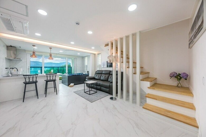 Arco Poolvilla Pension