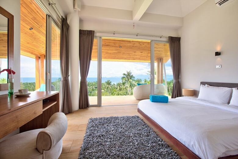 6 Bedroom Luxury Sea View Villa Moonrise