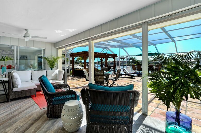 Bimini Breeze - True Waterside Living