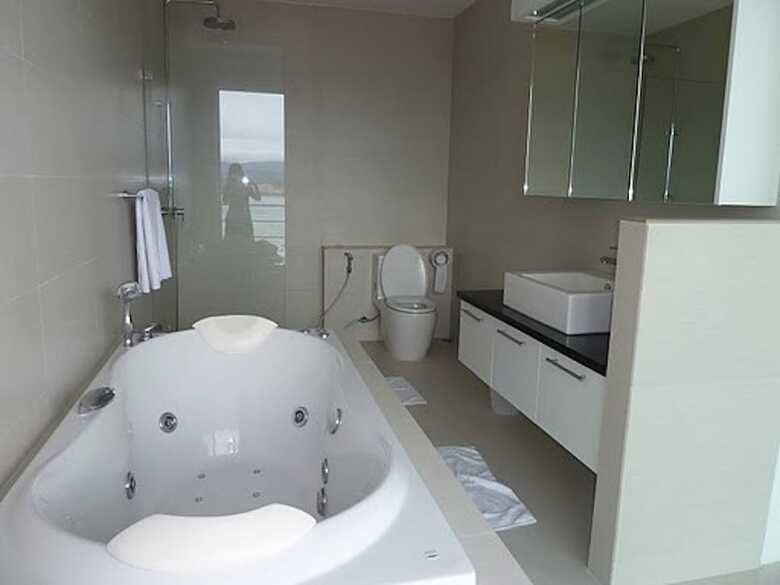 6 Bedroom Sunset Sea Views Twin Apartments