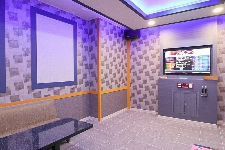 Jangmi (Blue Road Town Pension