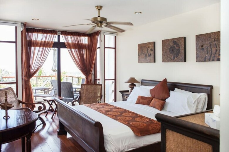 3 Bedroom Sunrise Sea View Villa Mussourie
