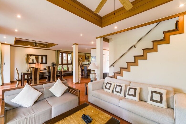6 Bedroom Twin Villas On Beach Front Resort 11/12