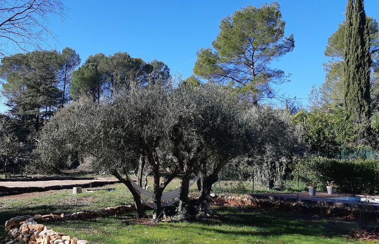 Bed & Breakfast Au Mas Des Voyageurs