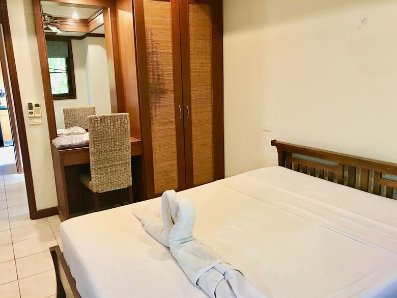 7 Bedroom Twin Villas On Beach Front Resort