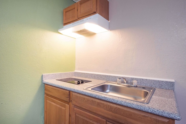 Motel Executive Inn And Kitchenette Suites