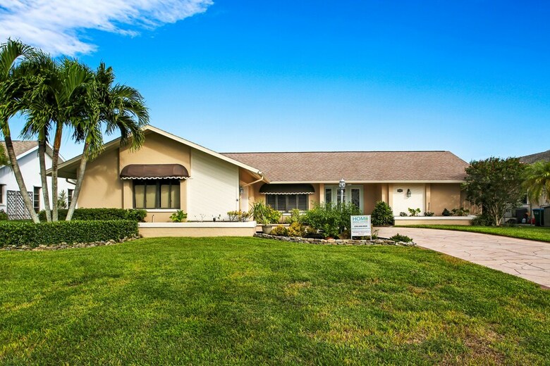 Boatabella - A Vibrant Coastal Retreat