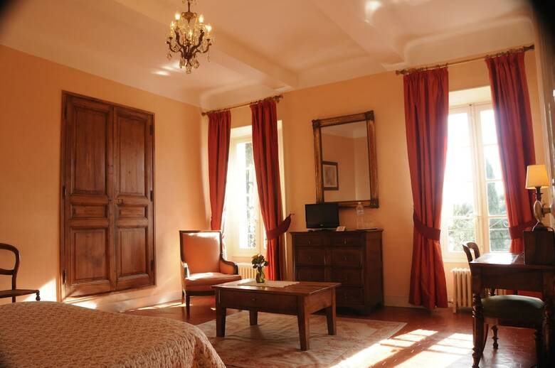 Hotel La Bastide Du Pin - Chambres D'h�tes