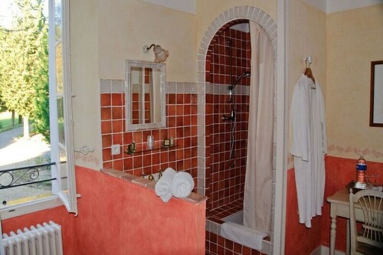 Hotel La Bastide Du Pin - Chambres D'h�tes