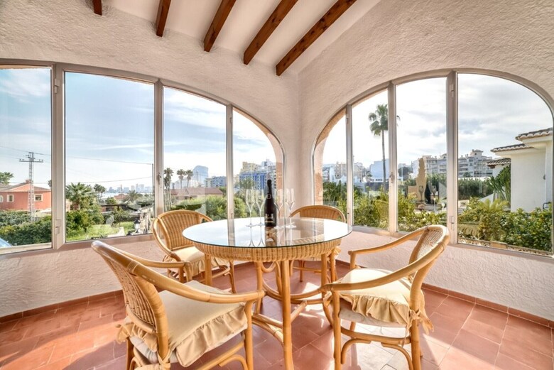Villa - 4 Bedrooms With Pool And Wifi - 104984