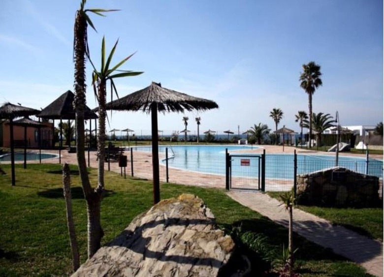 Villa Apartment - 2 Bedrooms With Pool - 103424