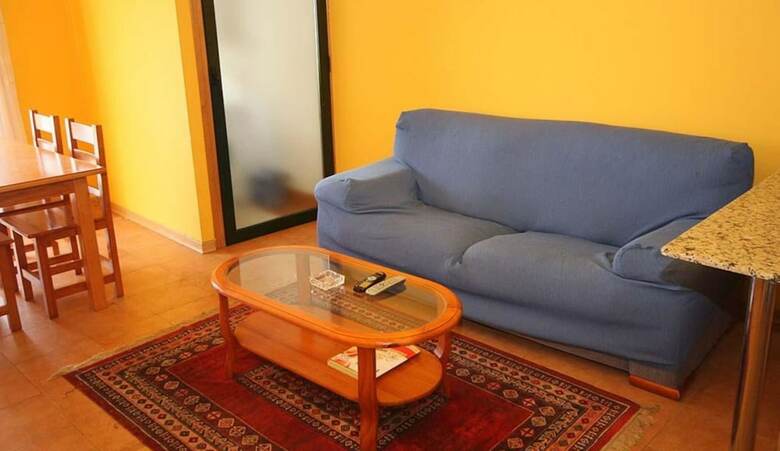 Villa Apartment - 3 Bedrooms With Sea Views - 107773