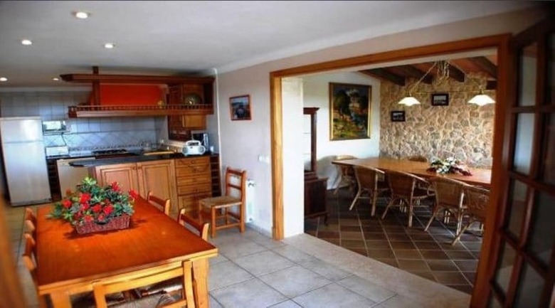 Villa - 5 Bedrooms With Pool And Wifi - 103975