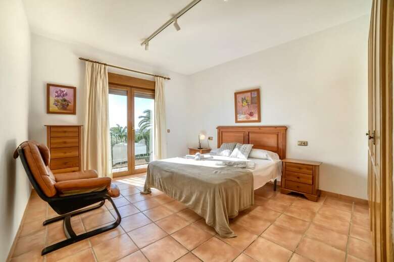 Villa - 7 Bedrooms With Pool And Wifi - 104969