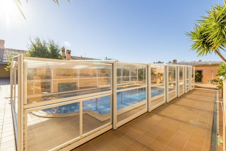 Villa - 7 Bedrooms With Pool And Wifi - 107981