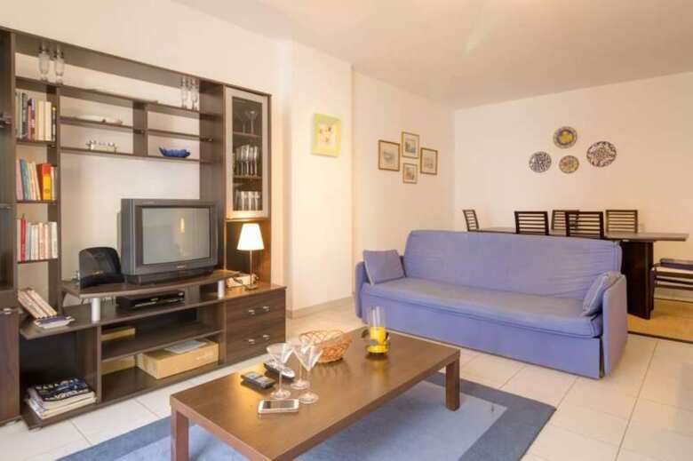 Villa Apartment - 1 Bedroom With Wifi - 107980