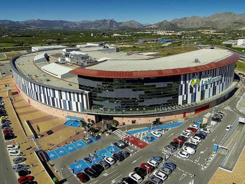 Charming 4-bed Villa In Denia