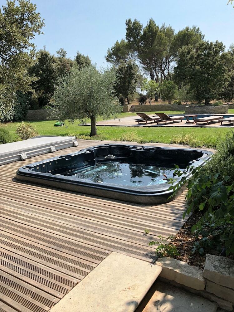 Locabed Villa Essentielle Lambesc