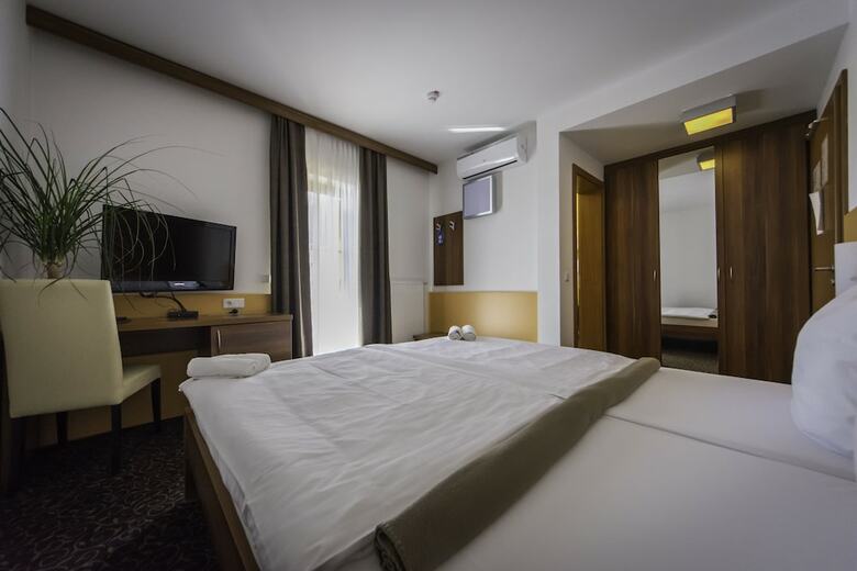 Hotel Guesthouse Vodnik