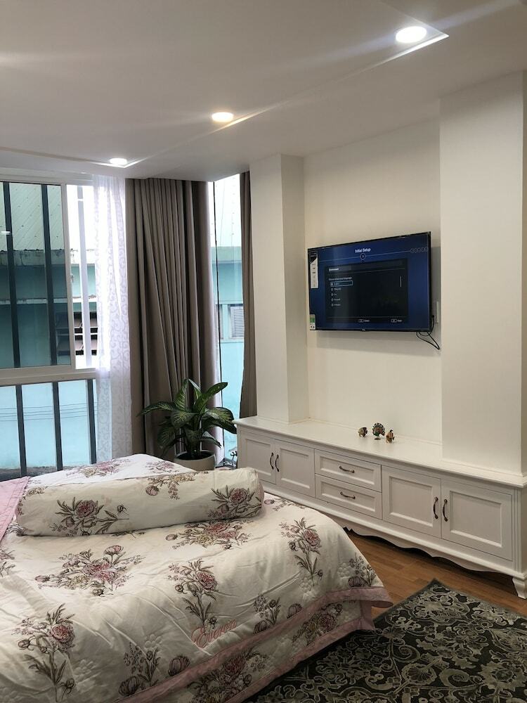 Apartamentos Tropical House