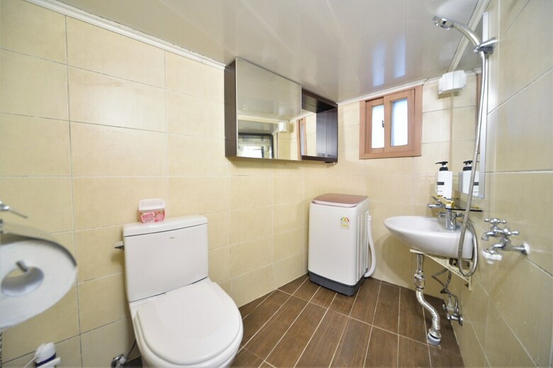 Hostal Jerry Blossom - Hostel
